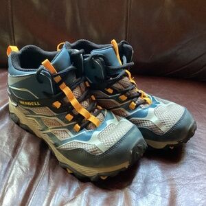 Jerrell Hiking Boots